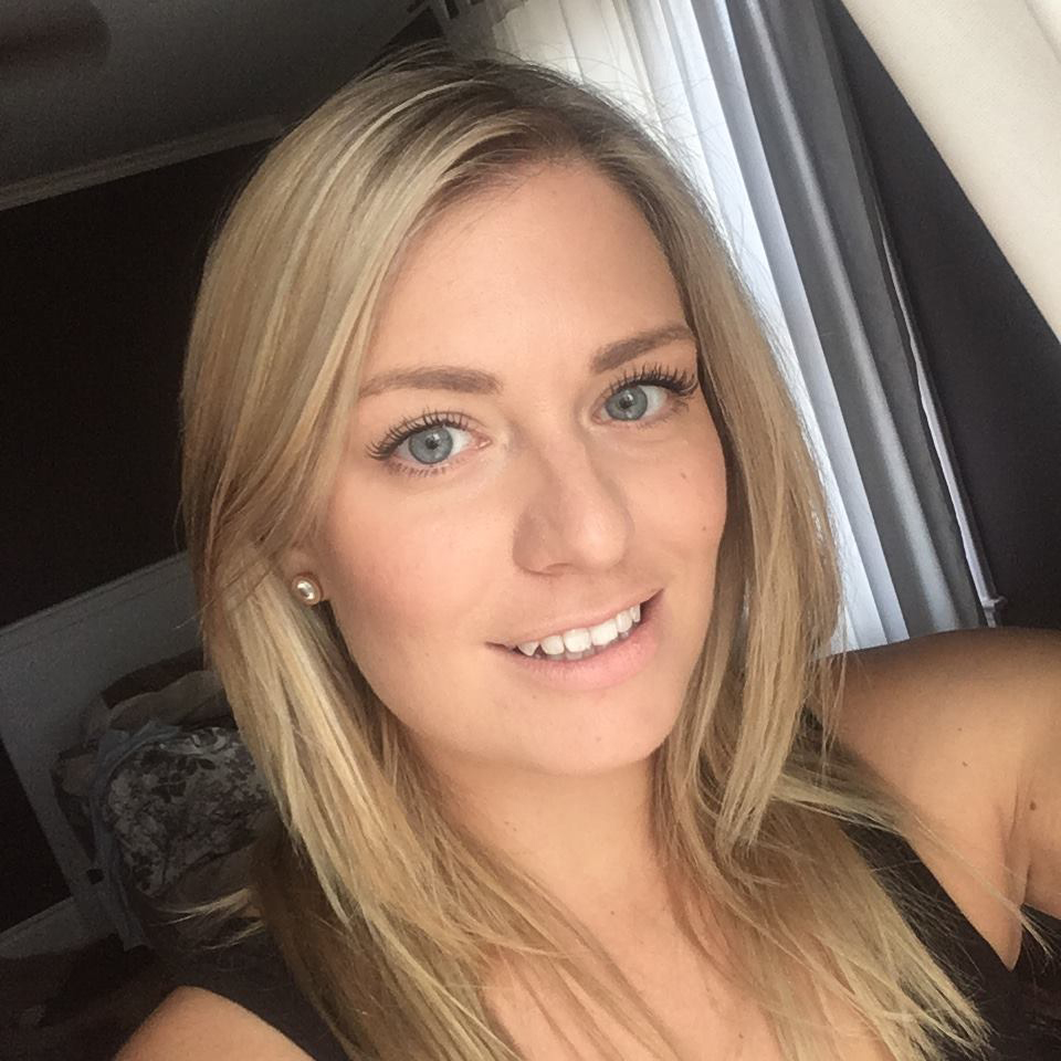 Photo of Amanda Mellen for her testimonial